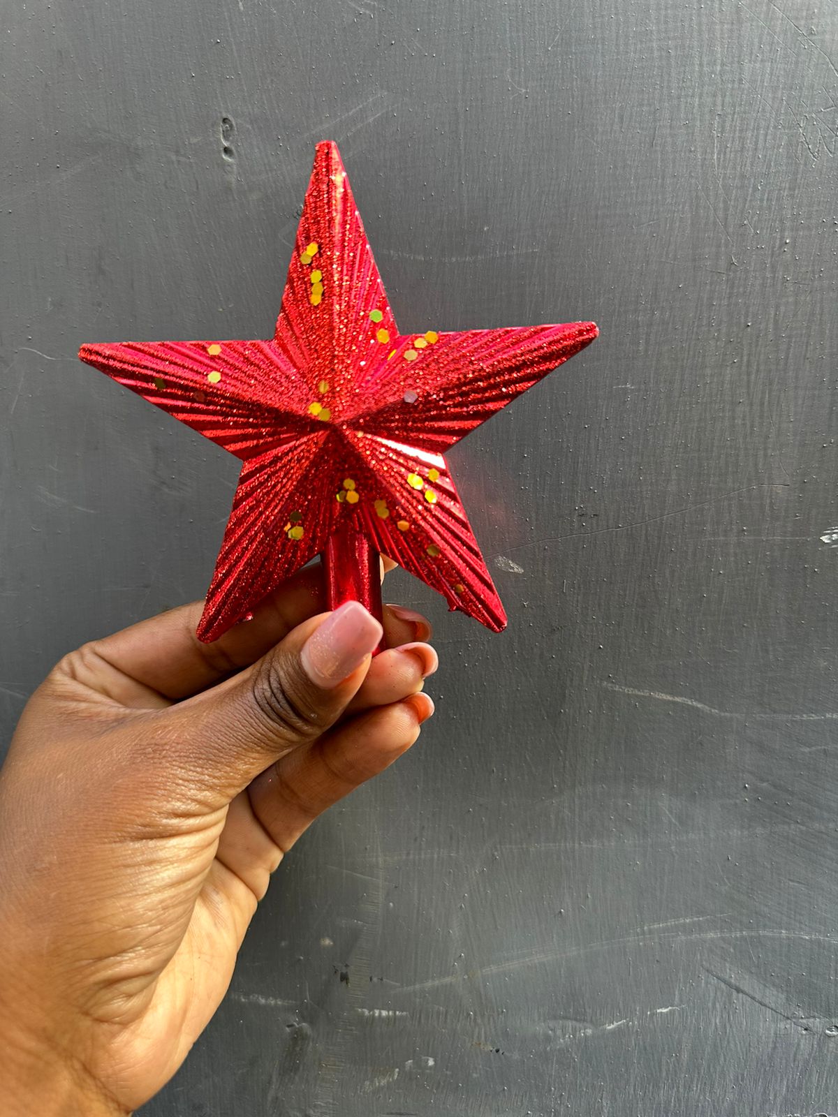 Red shiny star