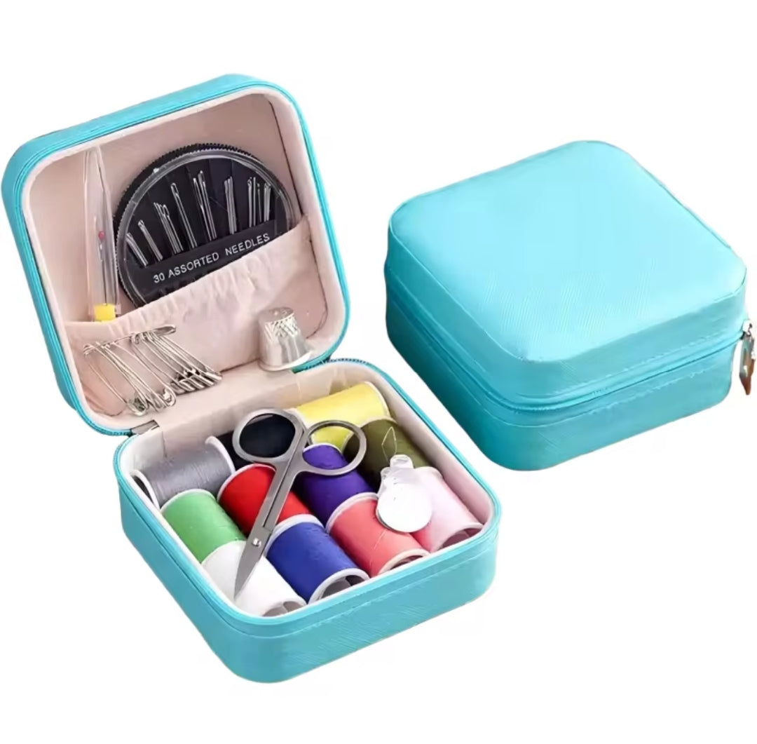 Mini sewing kit
Portable sewing tool