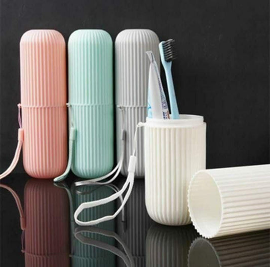 Portable travel toothbrush