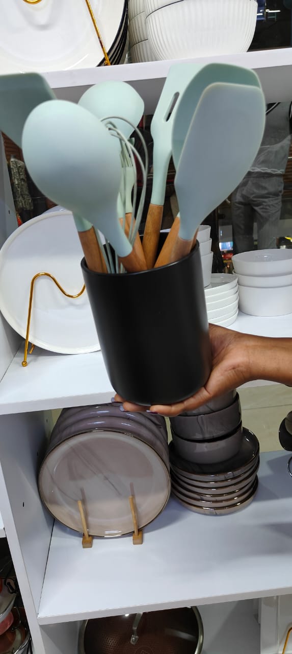 Ceramic cooking spoons holder ksh 2100/=