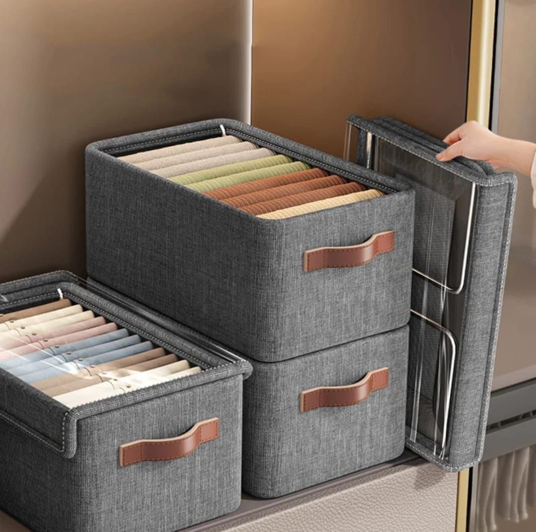 Foldable multipurpose organizer with cover