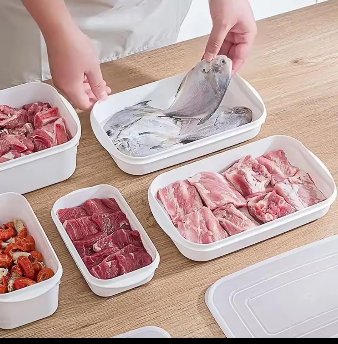 Freezer /fridge stackable food storage containers