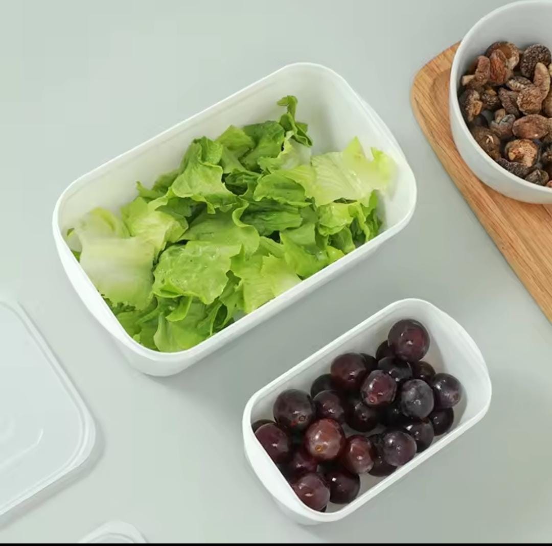 Freezer /fridge stackable food storage containers