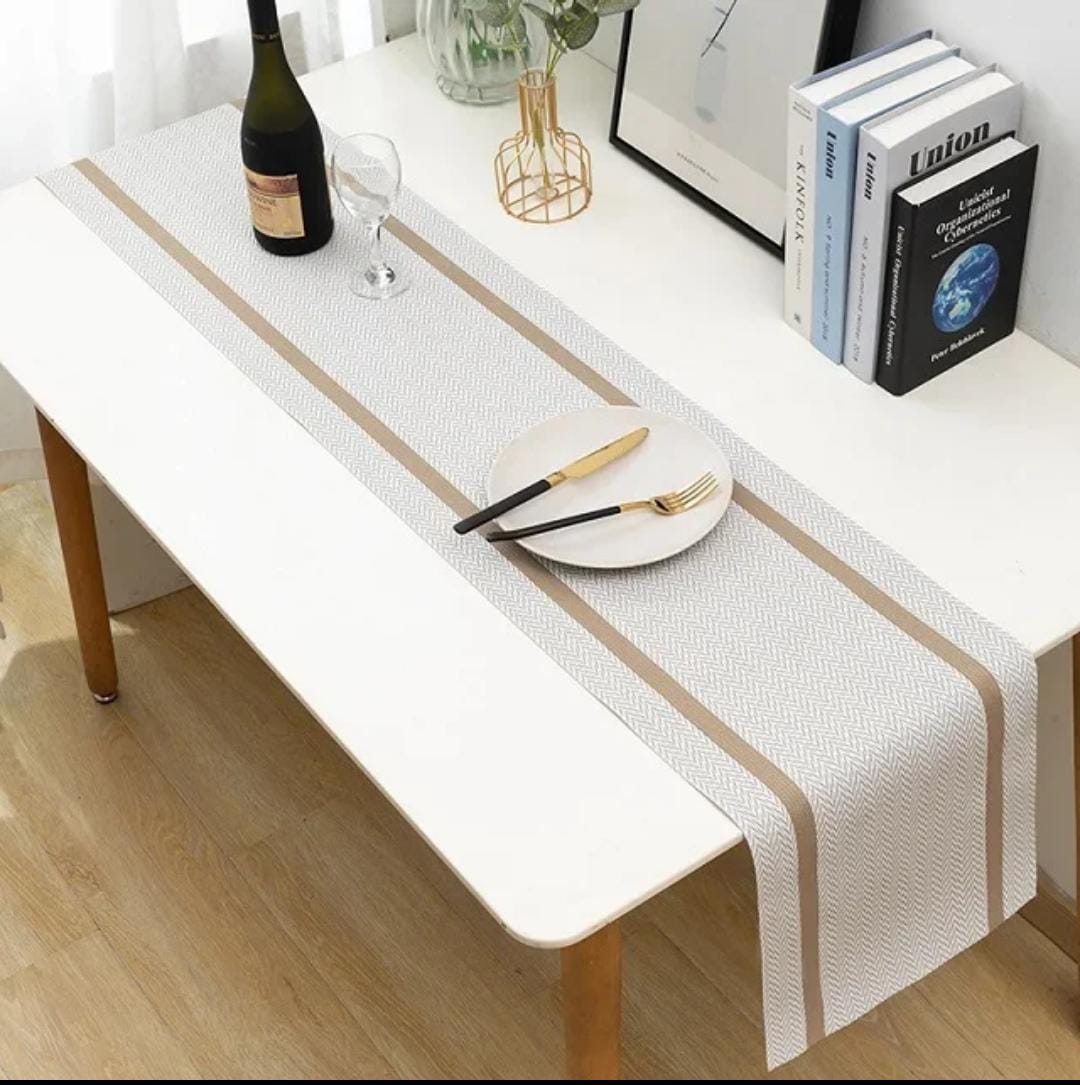 6pcs pvc  table mats plus one table runner