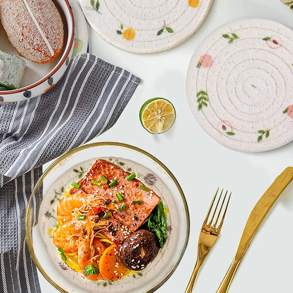 Wooven place mats