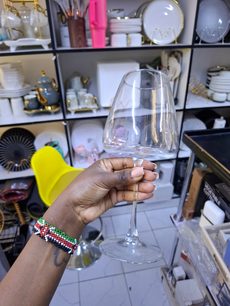 Burgundy tulip shaped wine glass  6pcs