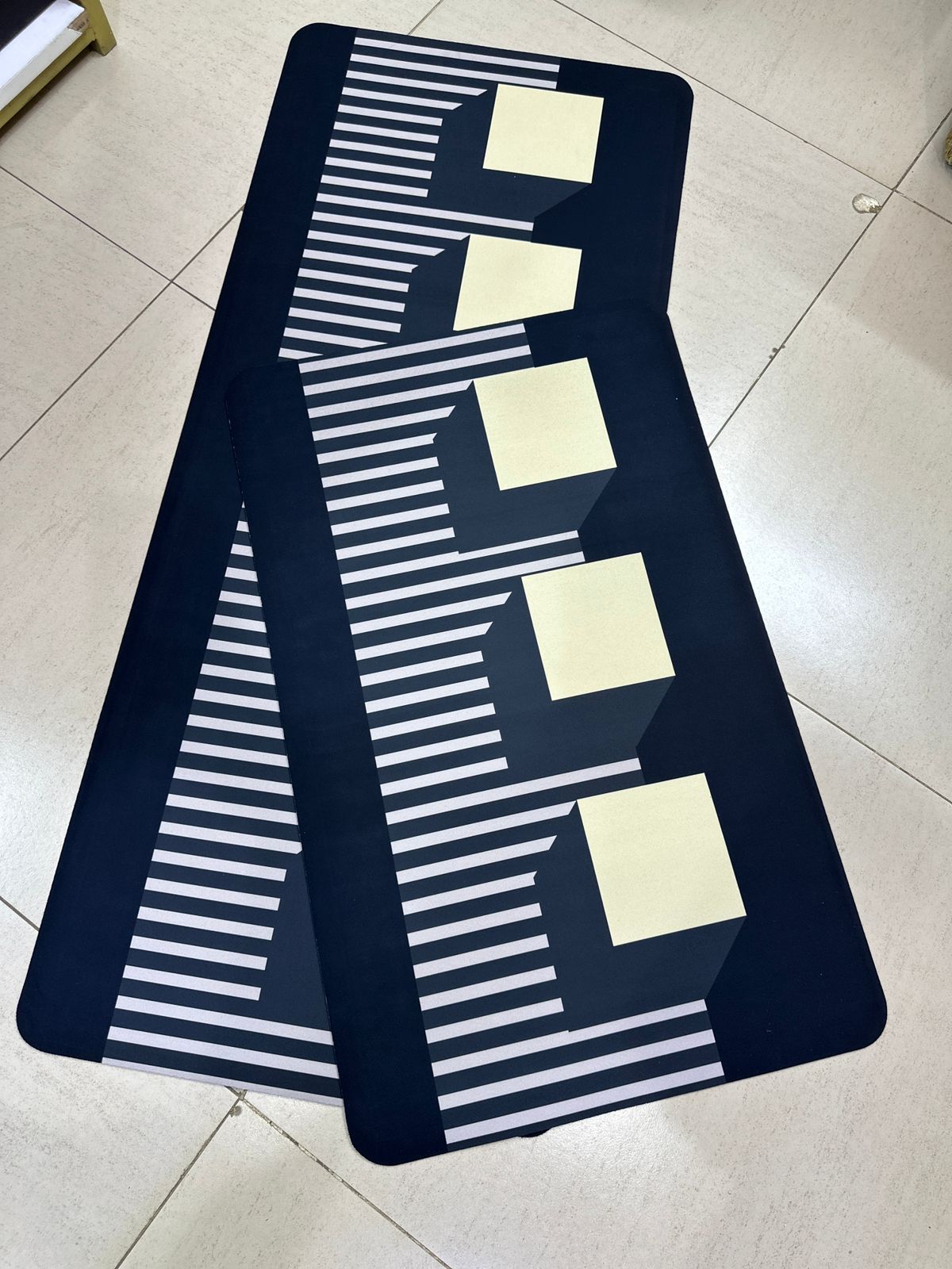 2 pc set rubber ( diatom) kitchen mats