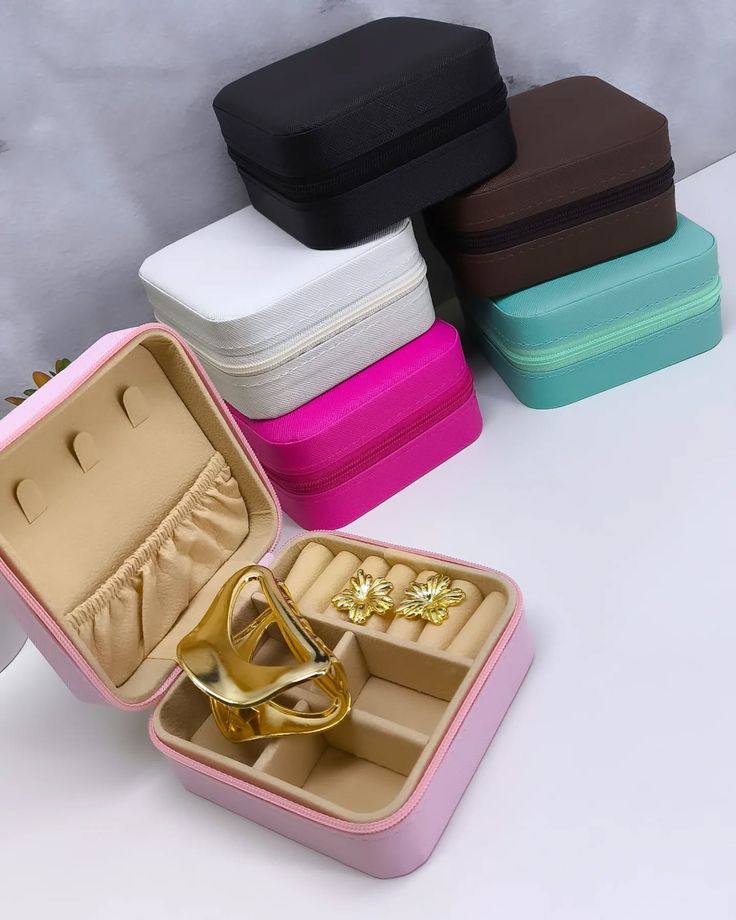 Portable Jewelry Travel Case Organizer/ Portable Mini Storage Boxes Display For Rings,Earrings, Necklaces etc
