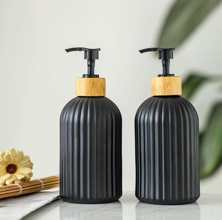 Non breakable soap dispensers 1400/- set
