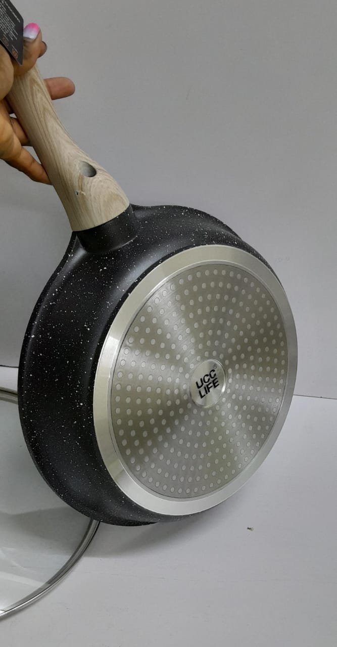 UCC. HEAVY Duty granite frying pan
