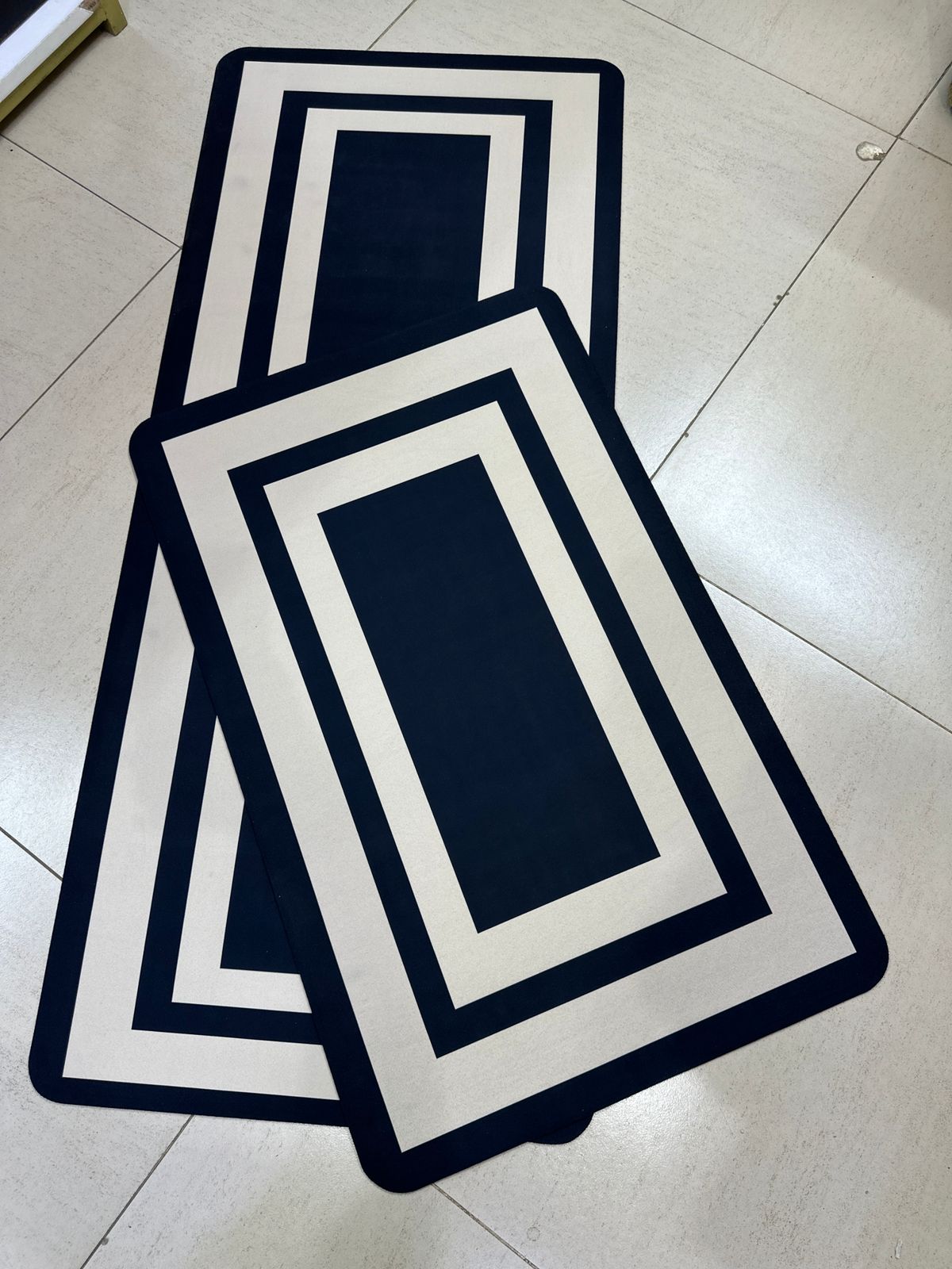 2 pc set rubber ( diatom) kitchen mats