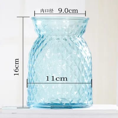 Lattice waisted glass vase