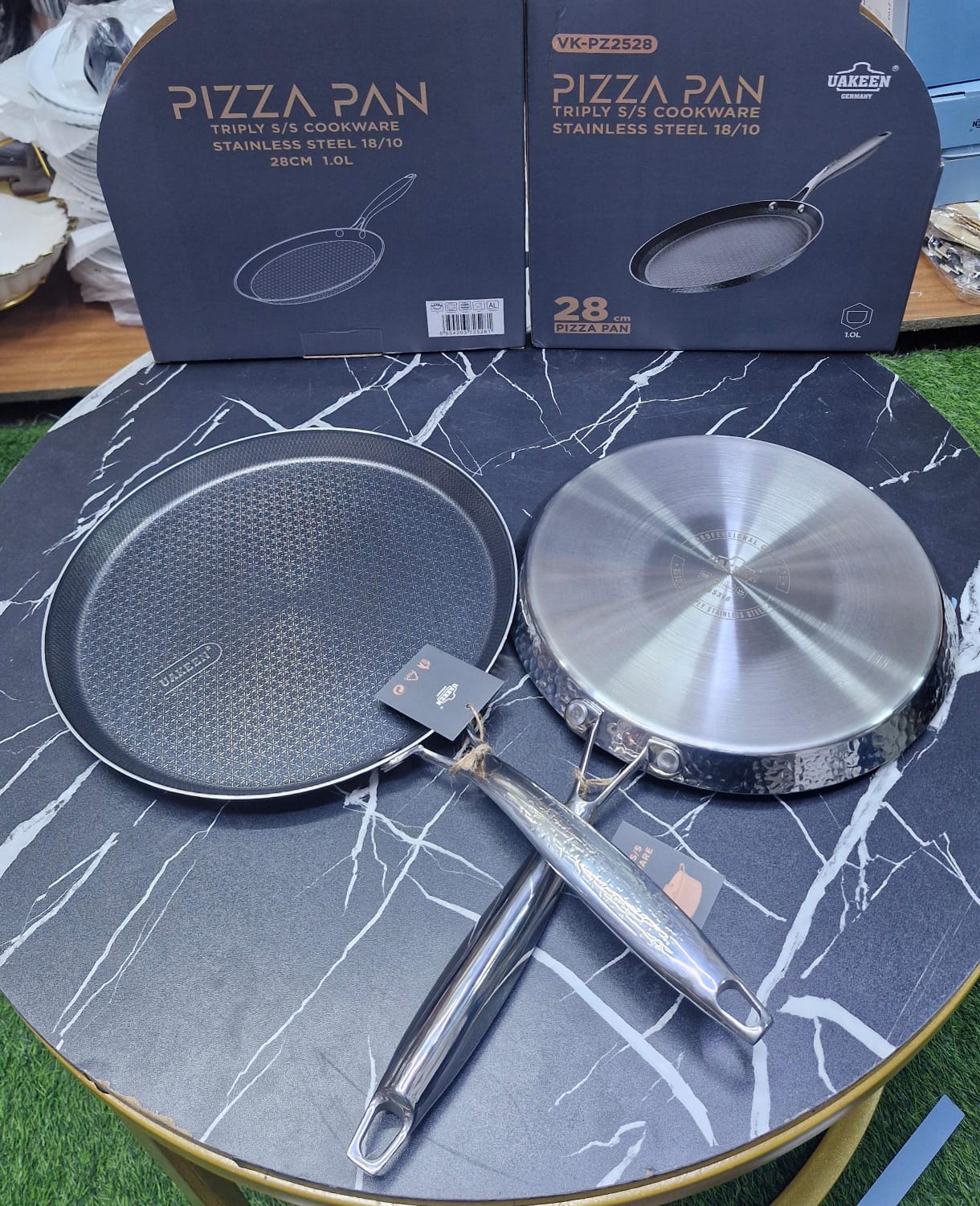 Flat Skillet Griddle Pan for Pancakes / Chapati/ Eggs / Pizza etc.