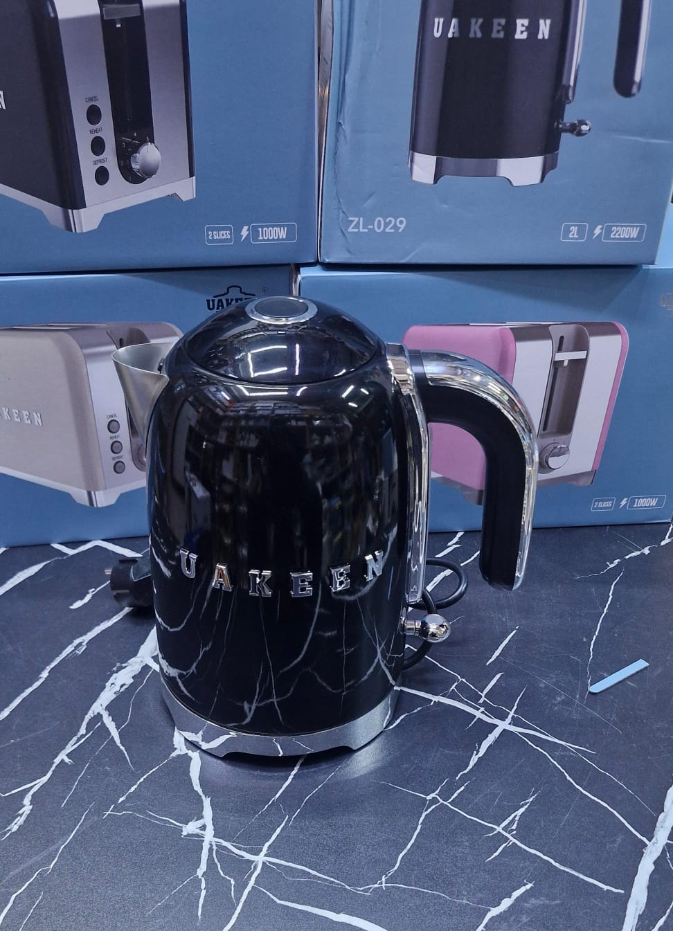 UAKEEN GERMANY Premium Electric kettle