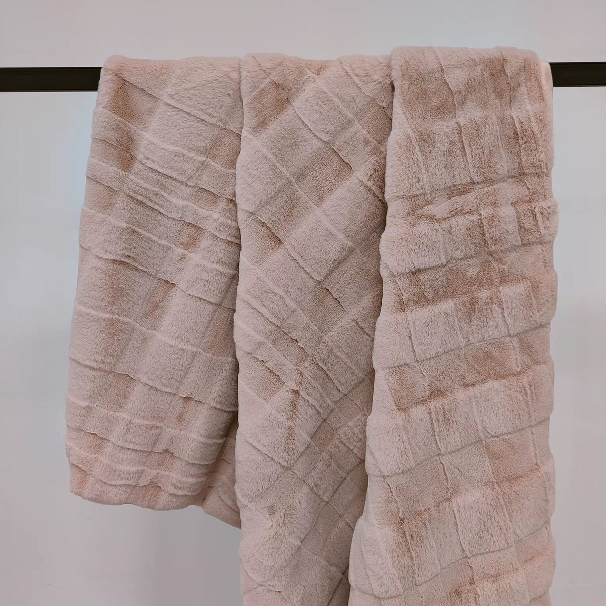Luxury textured fleece blanket