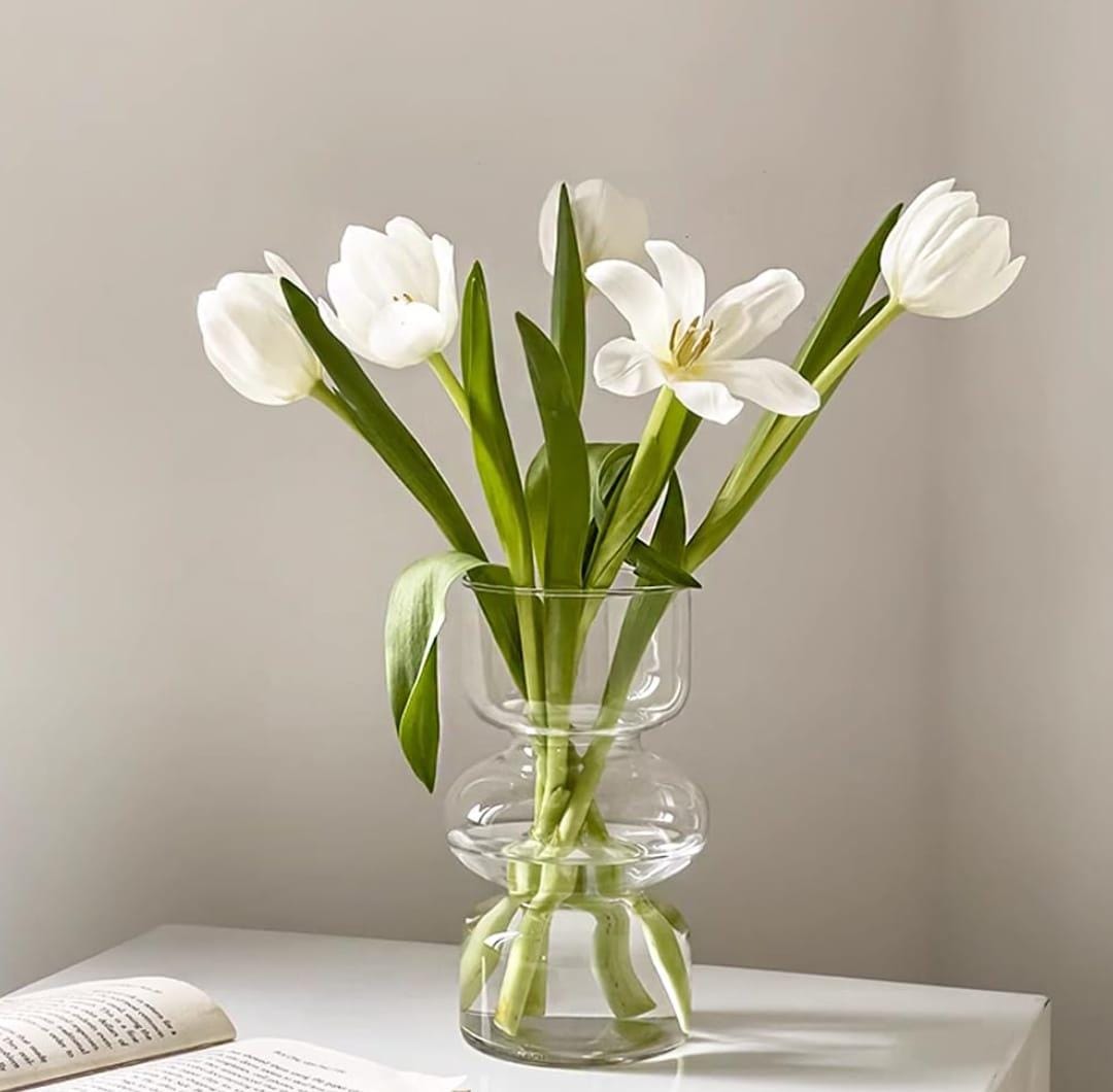 Circular mid flower vase