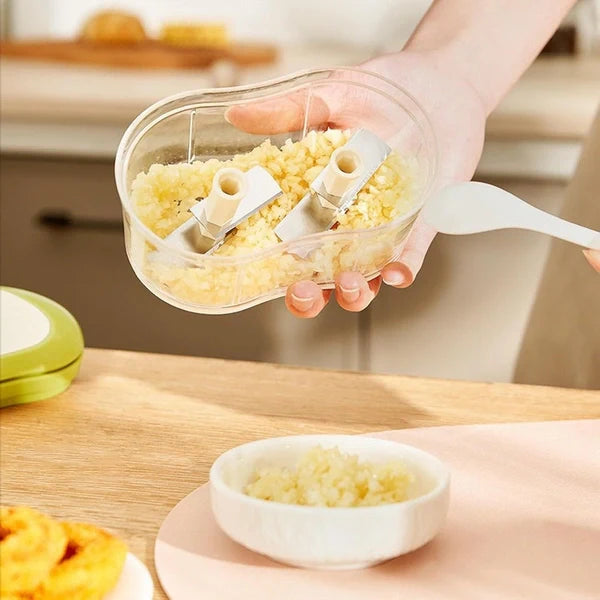 Manual hand-push food chopper