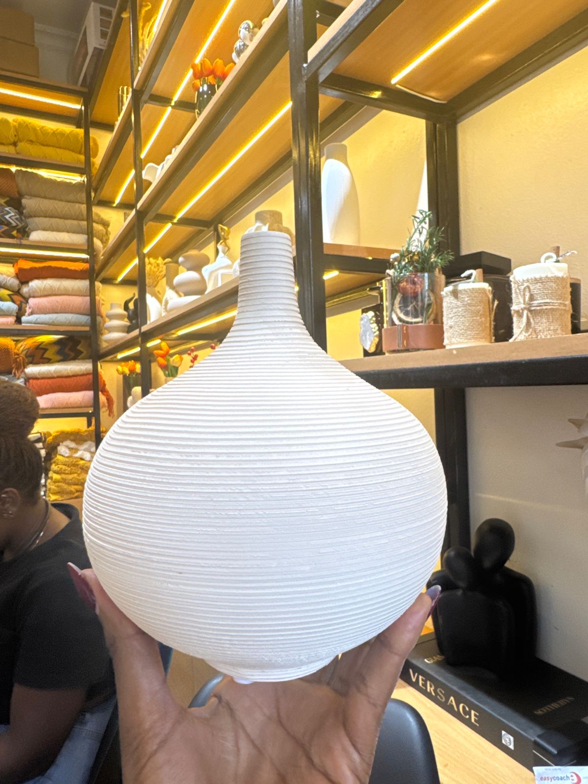 Minimalist In Style Modern Nordic Home Decoration Round Shape Porcelain Flower Vase