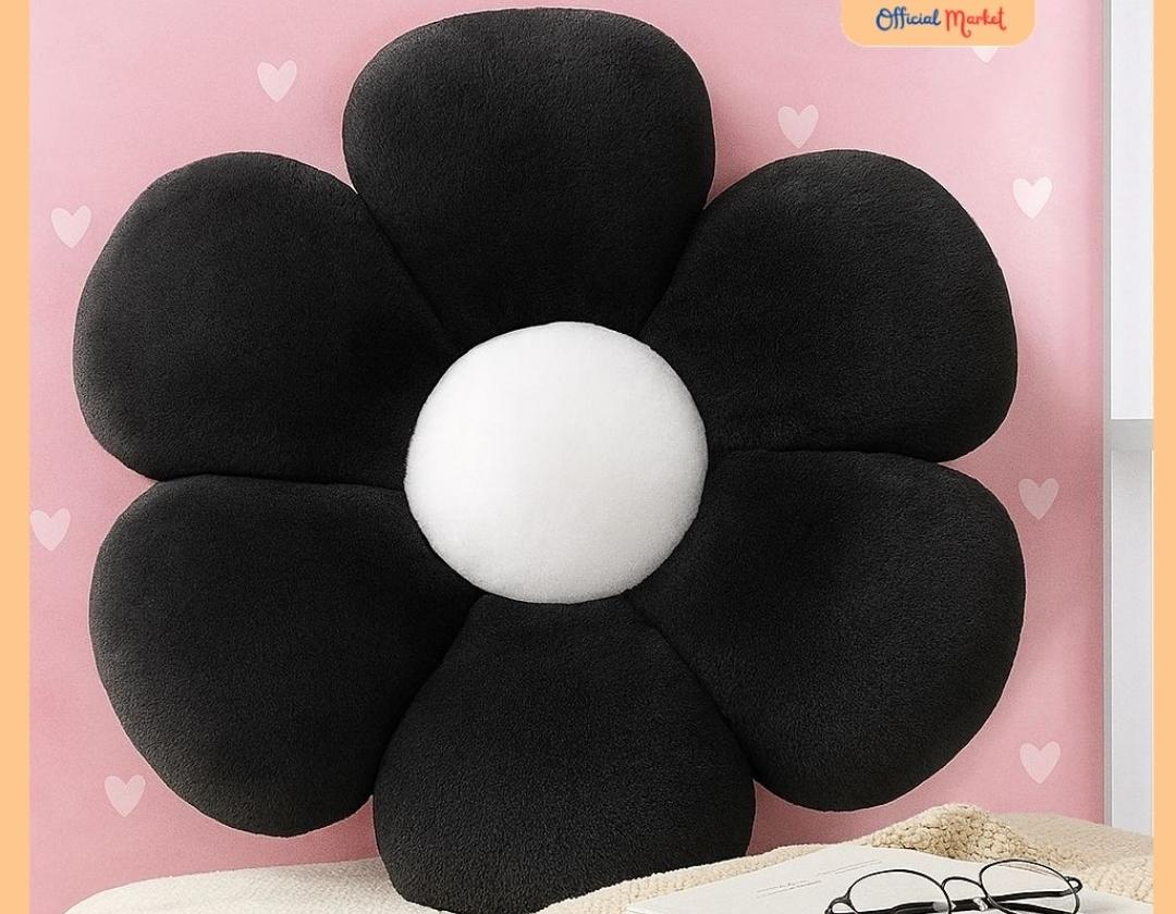 Sunflower-Shaped Throw Pillow