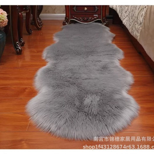 Fluffy bedside mat