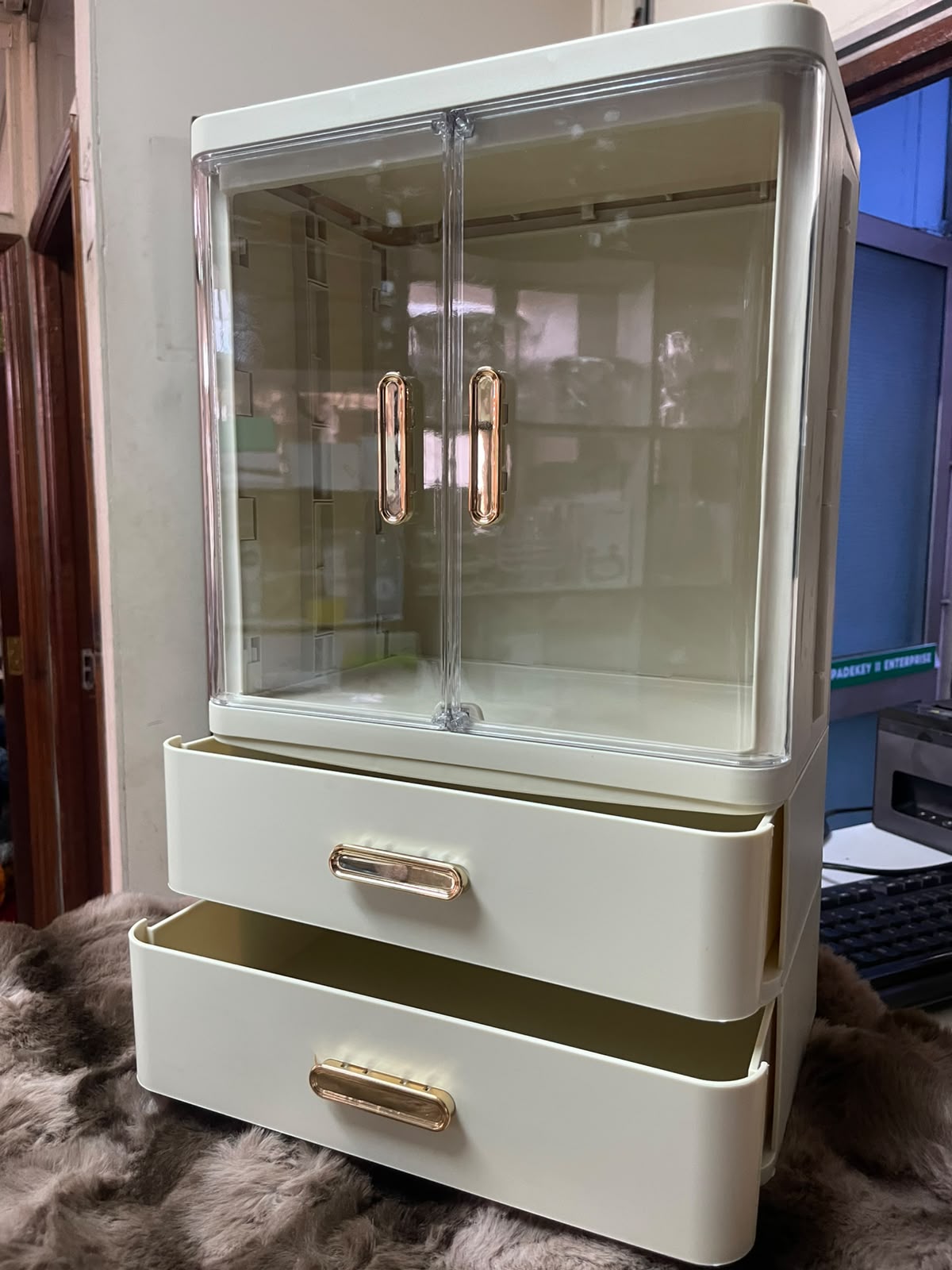 Plastic lidded dust proof,acrylic double door with double drawer cosmetic storage cabinet.