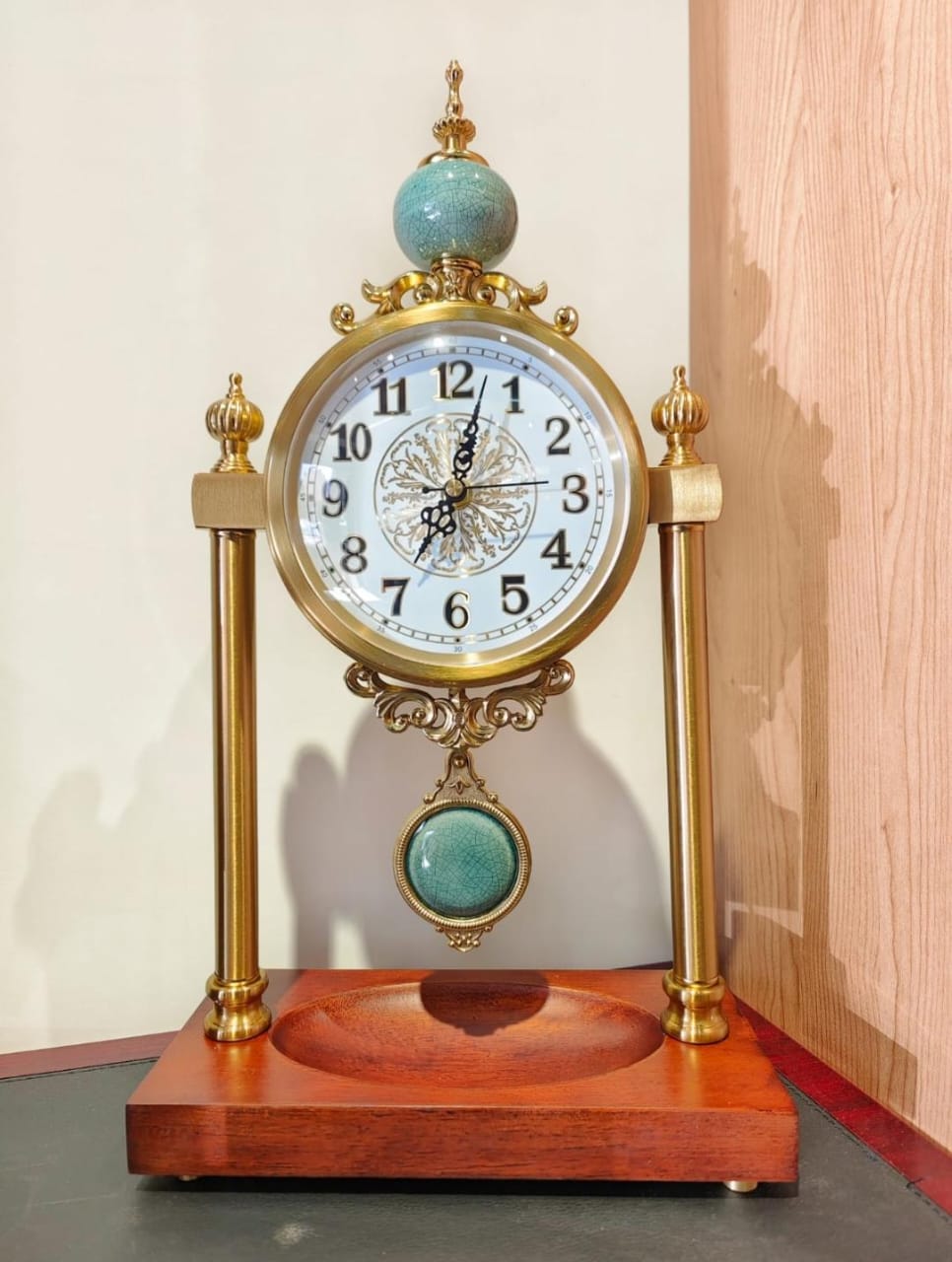Royal Heritage Vintage Table Clock