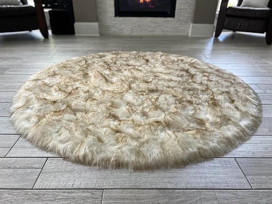Fluffy shaggy bedside carpet