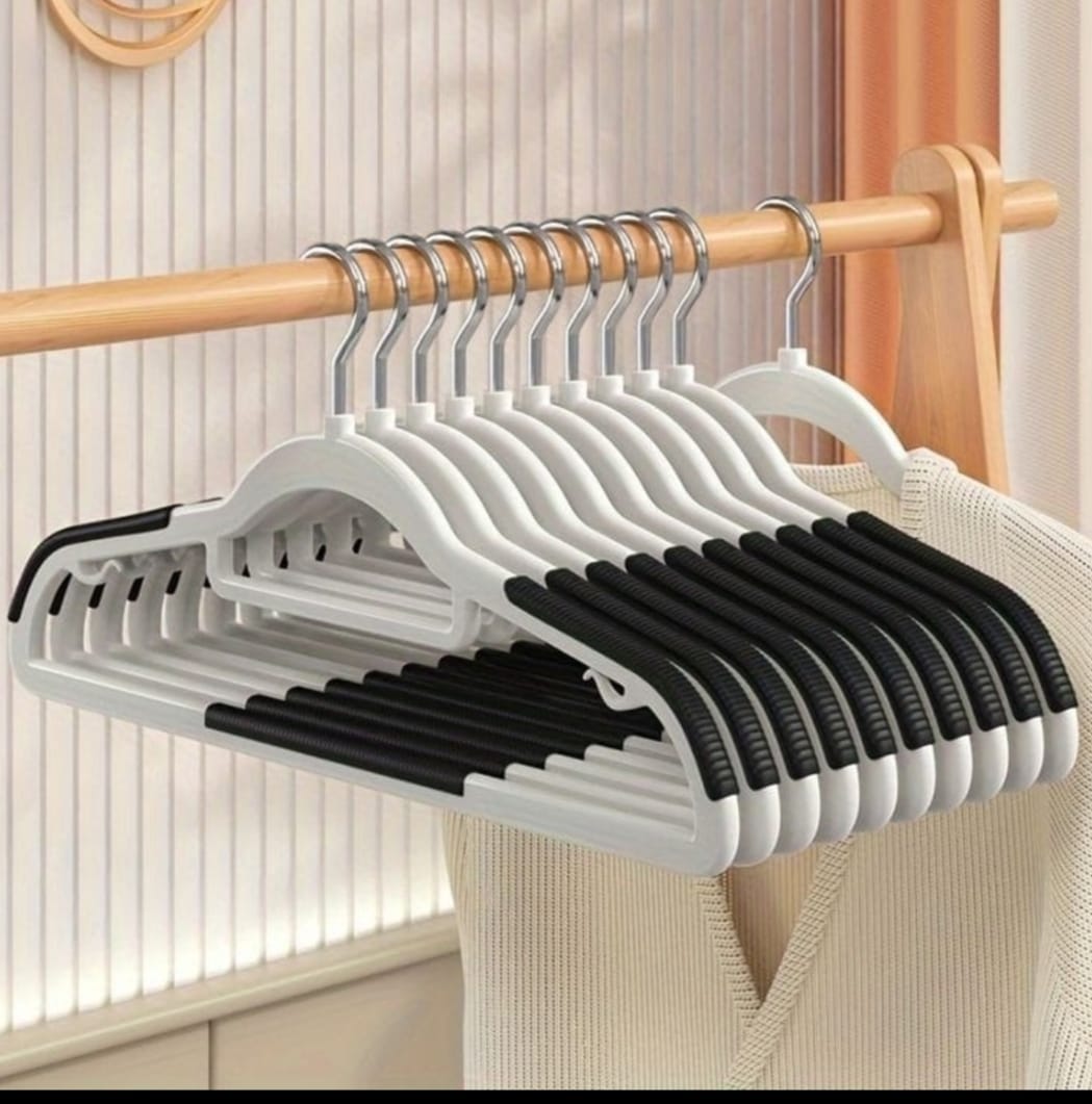 10 pcs Velvet Non-Slip Hangers with Tie Bar