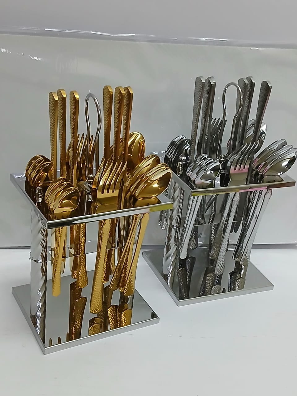 25 pcs Dining glister Astrid cutlery set with stand