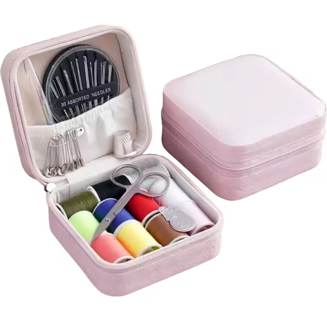 Mini sewing kit

Portable sewing tool