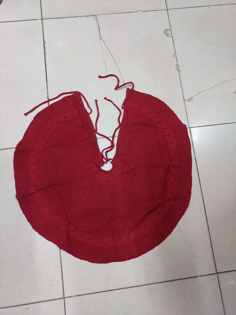 Knitted Christmas Tree skirt