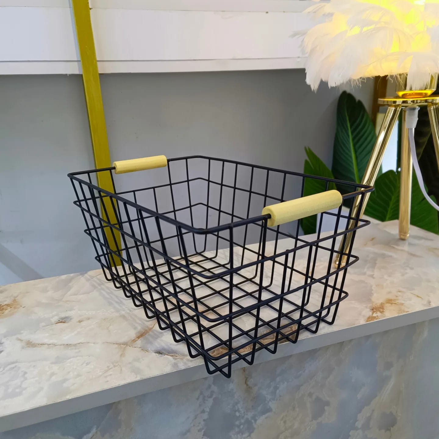 Metal Wire Storage Basket With Handle Wrought Iron Art Fruit Vegetable Snacks Holder Bathroom Kitchen Sundries Container