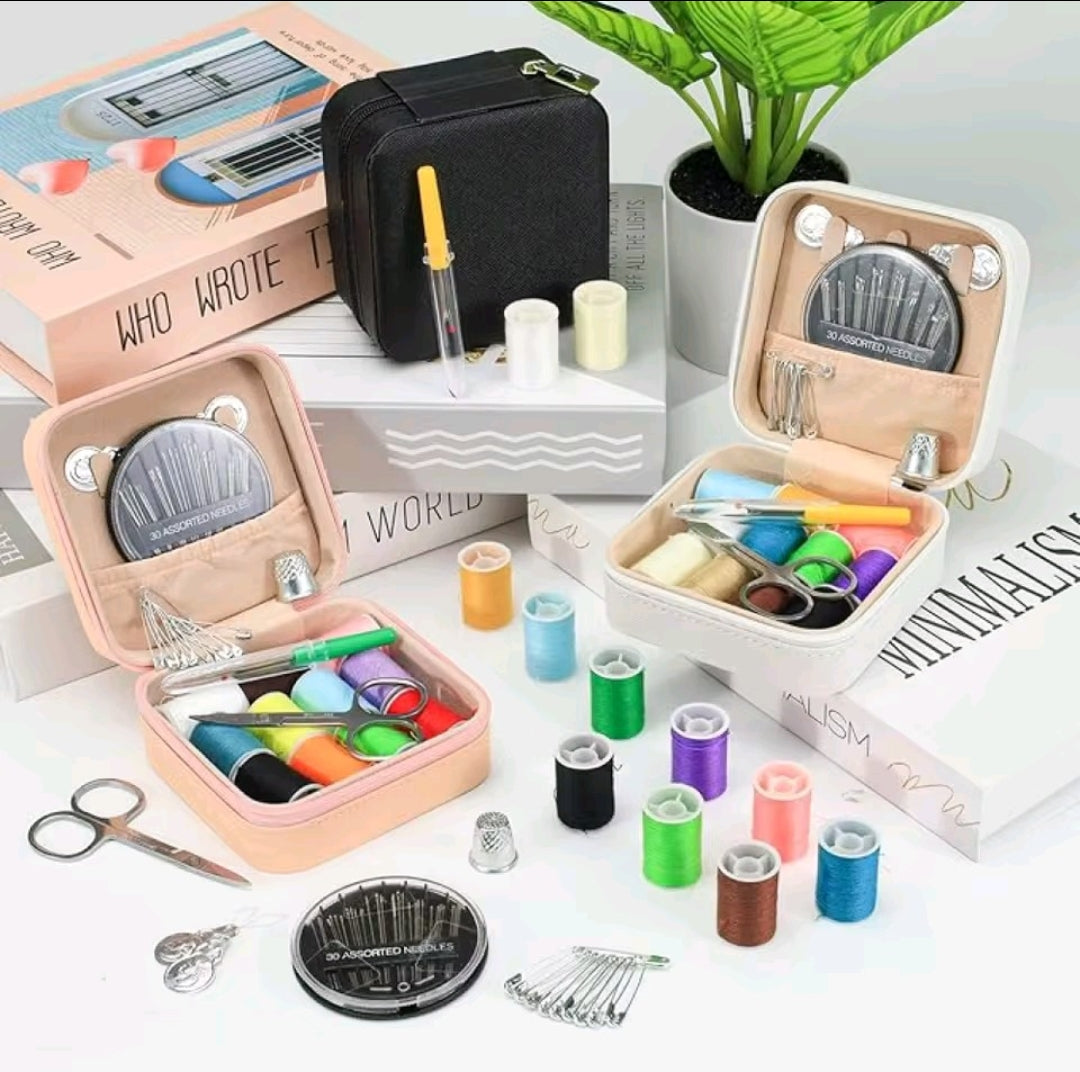 Mini sewing kit

Portable sewing tool