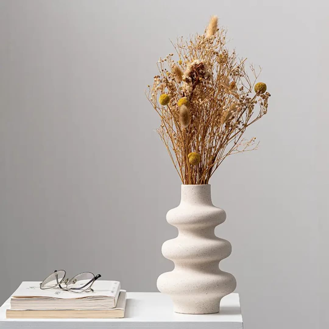 Modern Minimalist Spiral Shaped Home Decorative Flower Vase