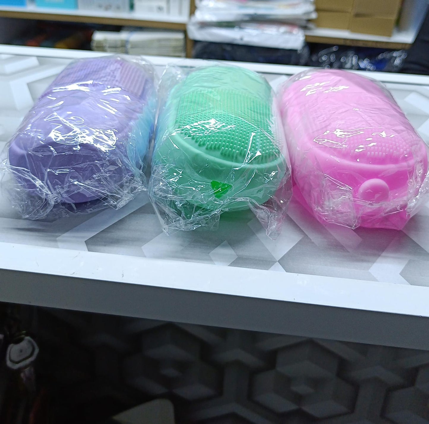 Silicone cleansing ice lattice