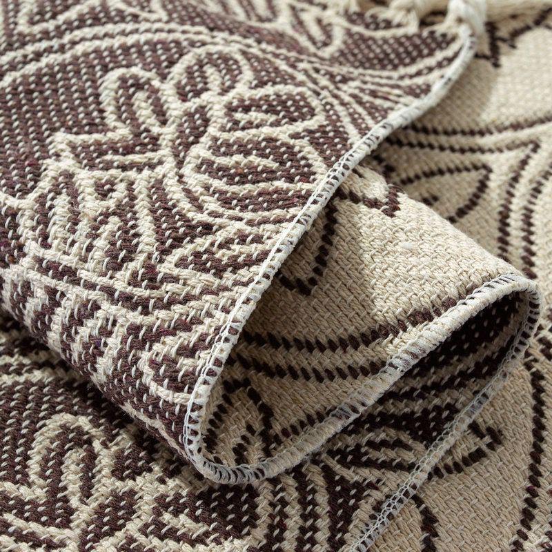 Premium table runner