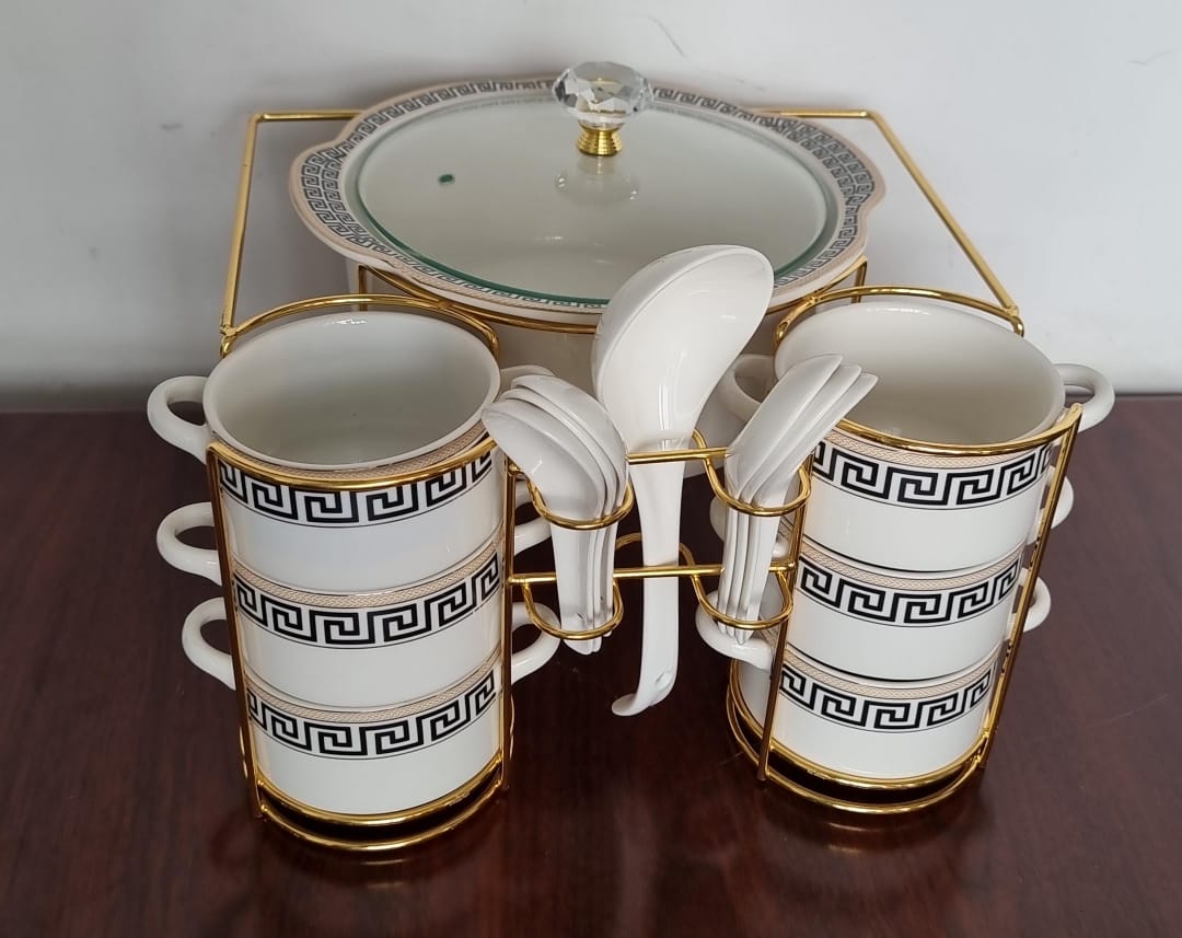 Ceramic marble-like soup bowls 1 soup touren on bamboo base + burner