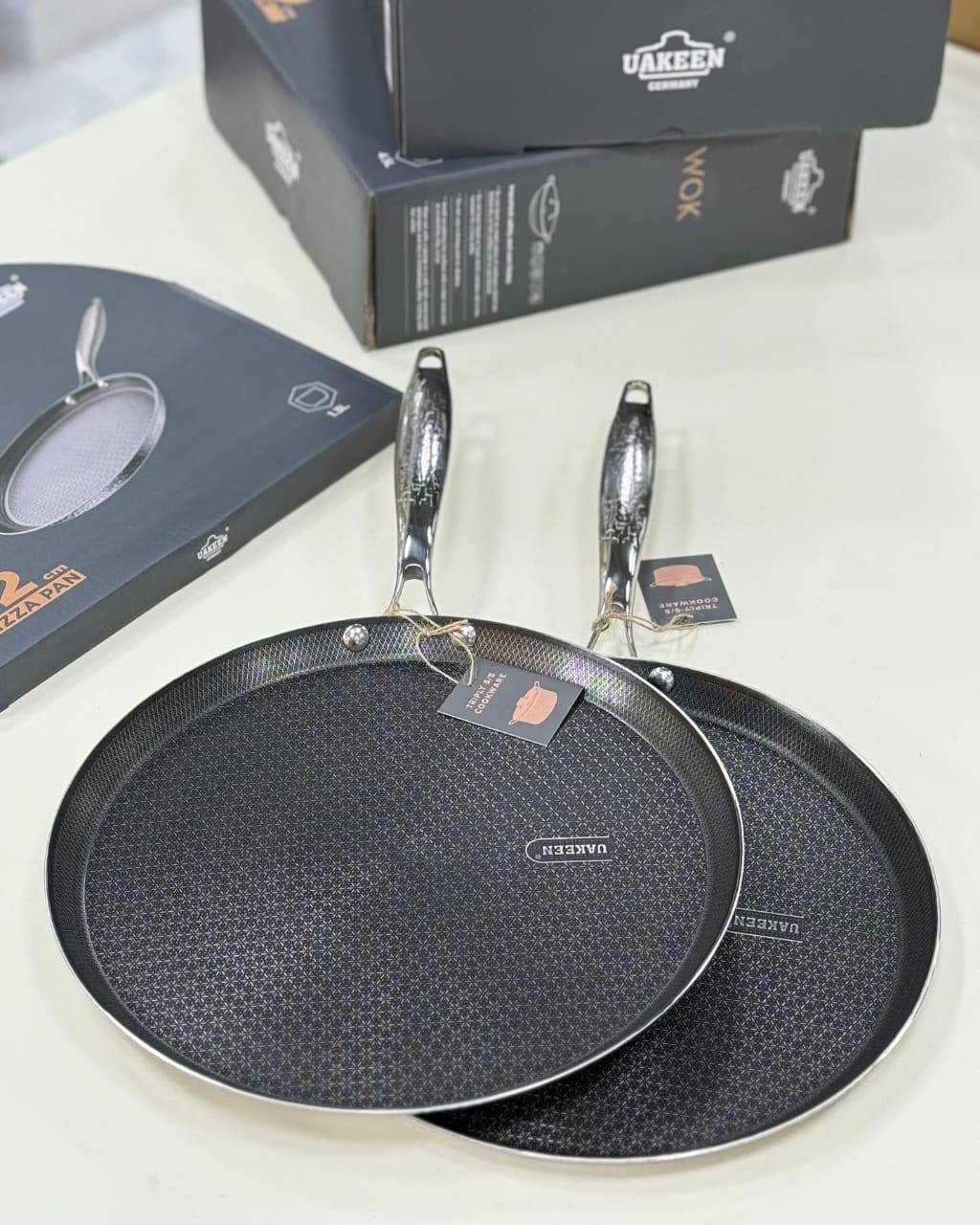 Flat Skillet Griddle Pan for  Pancakes / Chapati/ Eggs / Pizza