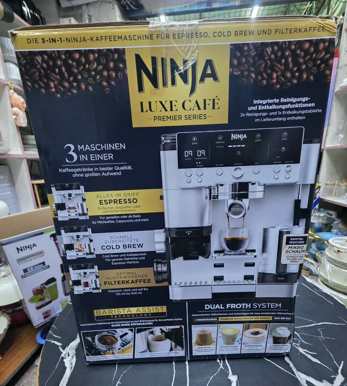 NINJA LUXE Café ES601
PREMIER SERIES
3-in-1 Espresso + Drip + Cold Brew