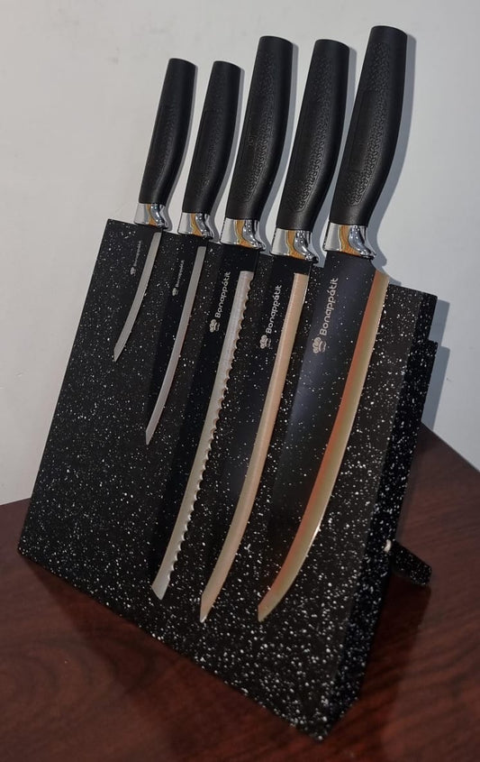German standard Gottiny or Bonappetit brand 6pc knife set with magnetic block holder