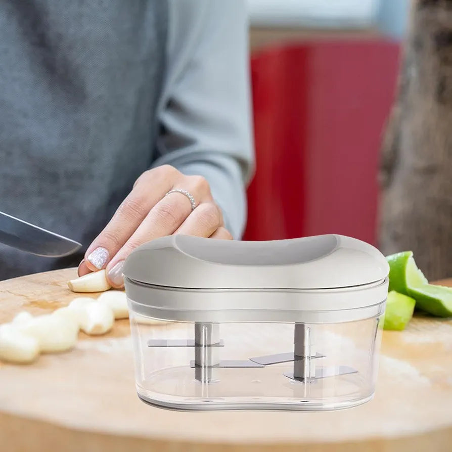 Manual hand-push food chopper