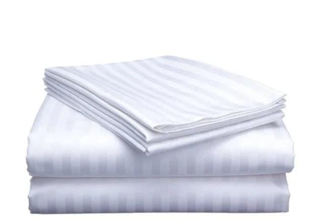 Cotton striped bedsheets set