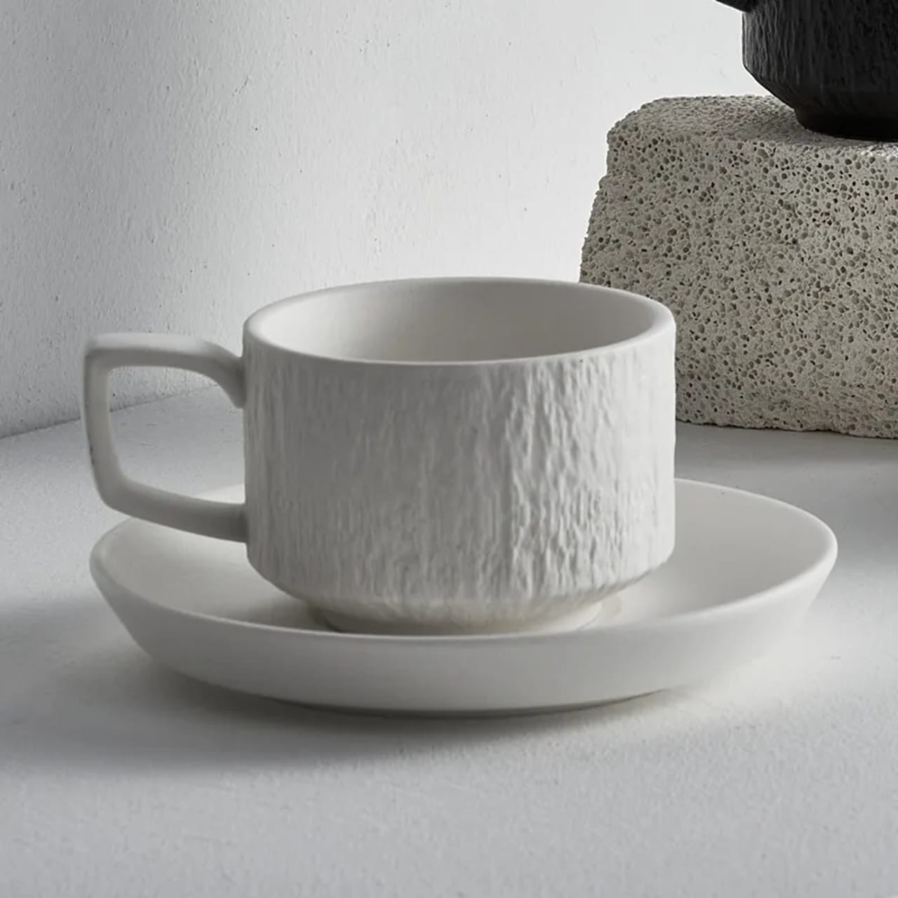 European textured Matte ceramic Cappuccino coffee cup set with saucers