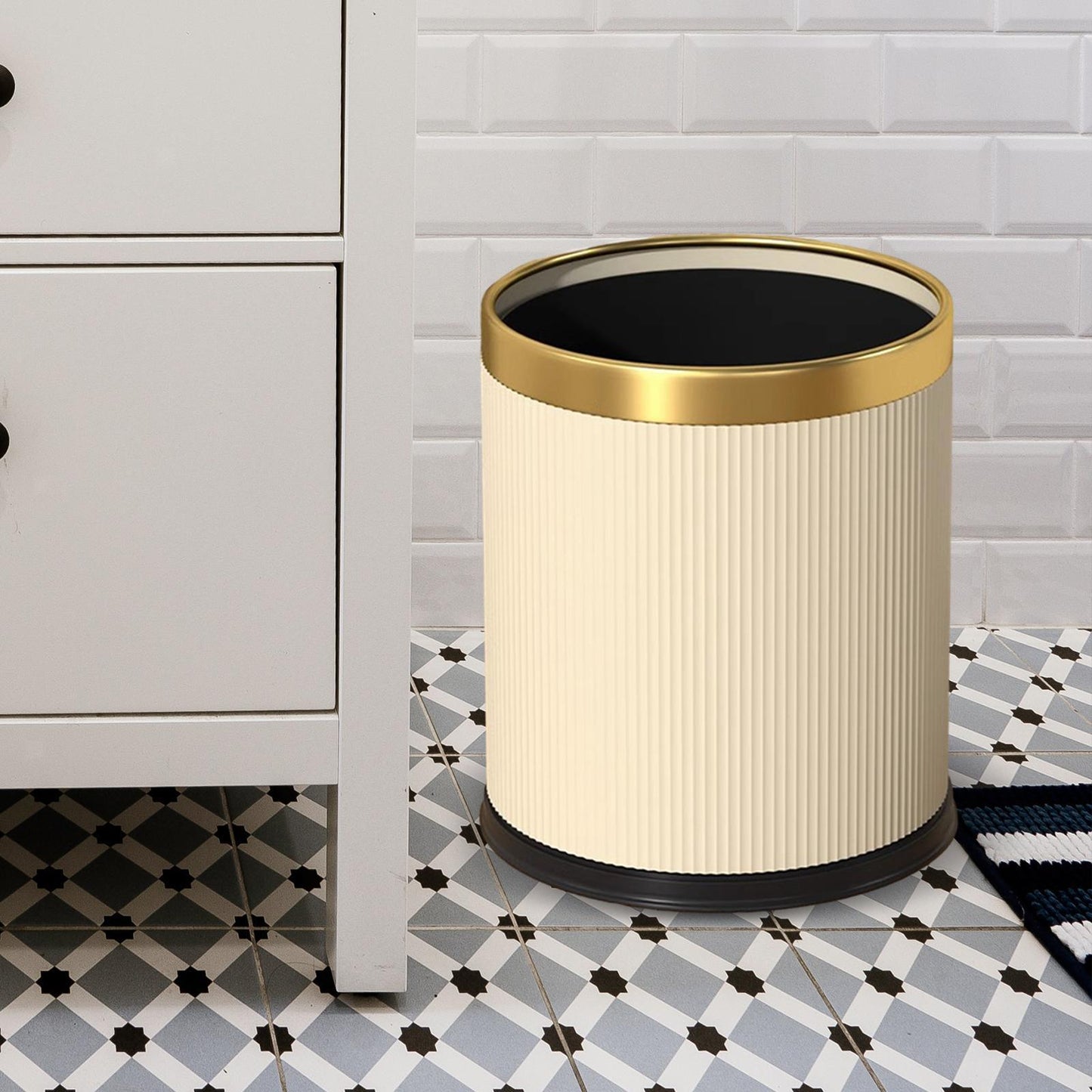 12L Cylindrical Exquisite Plastic Trash Can/ Dustbin