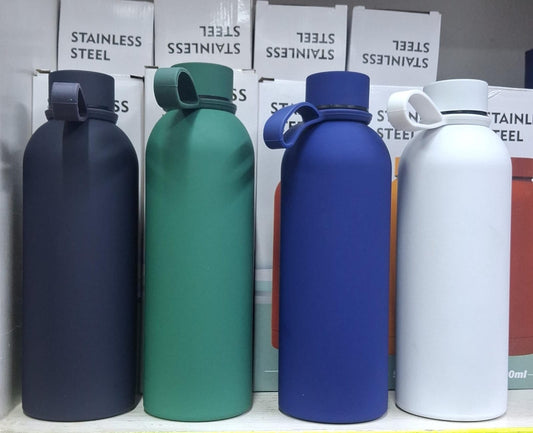 Matt finish insulated bottle
