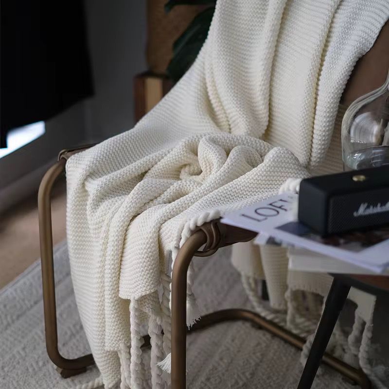 Throw Blanket with Tassels